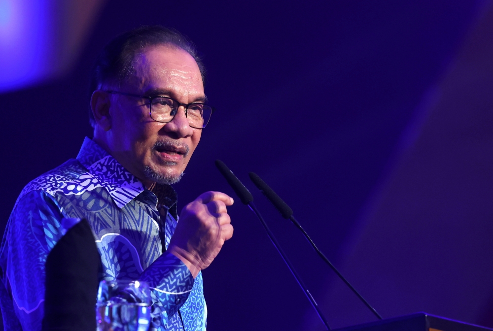 Prime Minister Datuk Seri Anwar Ibrahim said that the current representation of women leaders does not reflect the overall 42 per cent female participation in decision-making roles in public service. — Bernama pic 