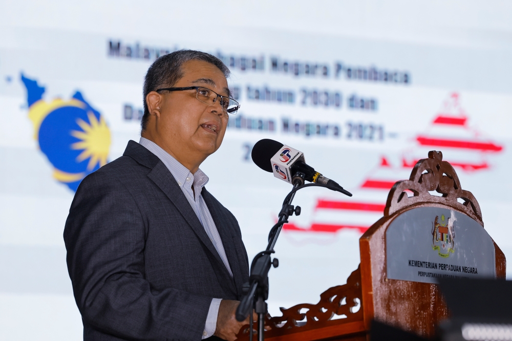 Datuk Aaron Ago Dagang said the programme were visits in the spirit of muhibah to places of worship showcasing togetherness and unity of a Malaysian society made of diverse races, cultures, customs and religious beliefs and its organisation was agreed at a Harmony Committee meeting co-chaired by Minister in the Prime Minister’s Department (Religious Affairs) Datuk Mohd Na’im Mokhtar and him on October 28.