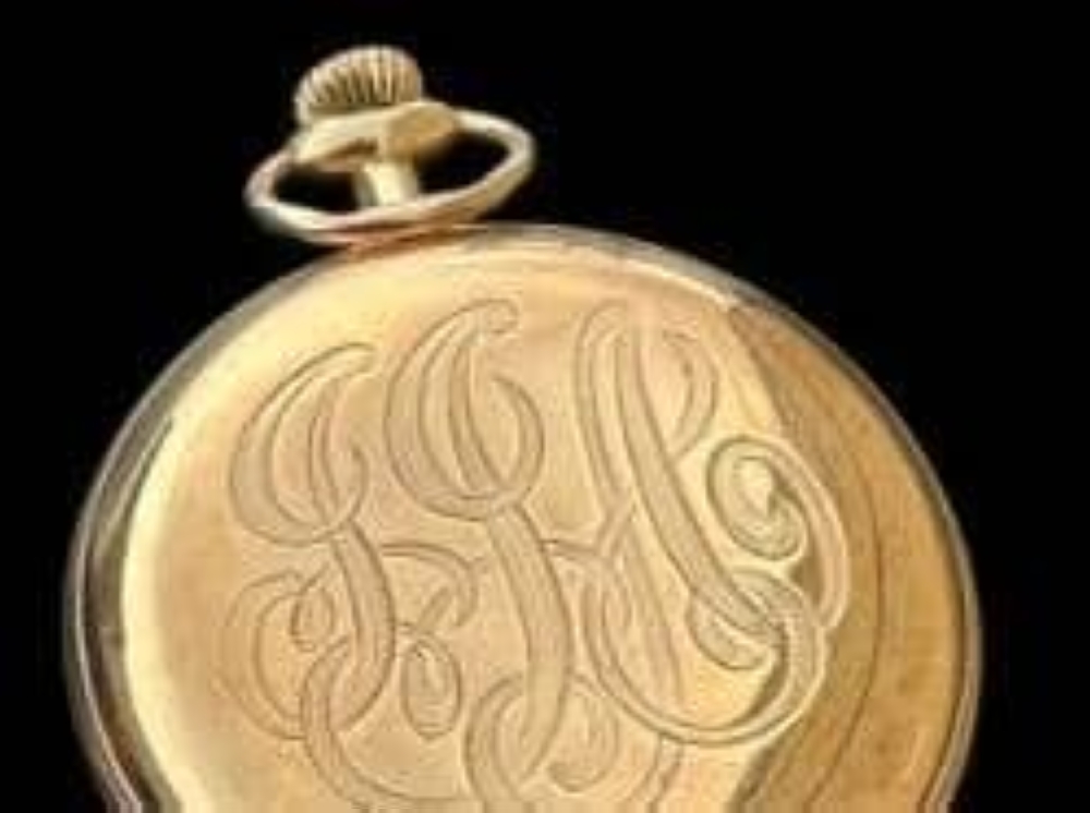 The gold pocket watch belonging to businessman John Jacob Astor, the richest man aboard the ill-fated Titanic, has been auctioned for a record-breaking £1.2m (RM7.2 million). — Picture via website/ henryaldridge.com 