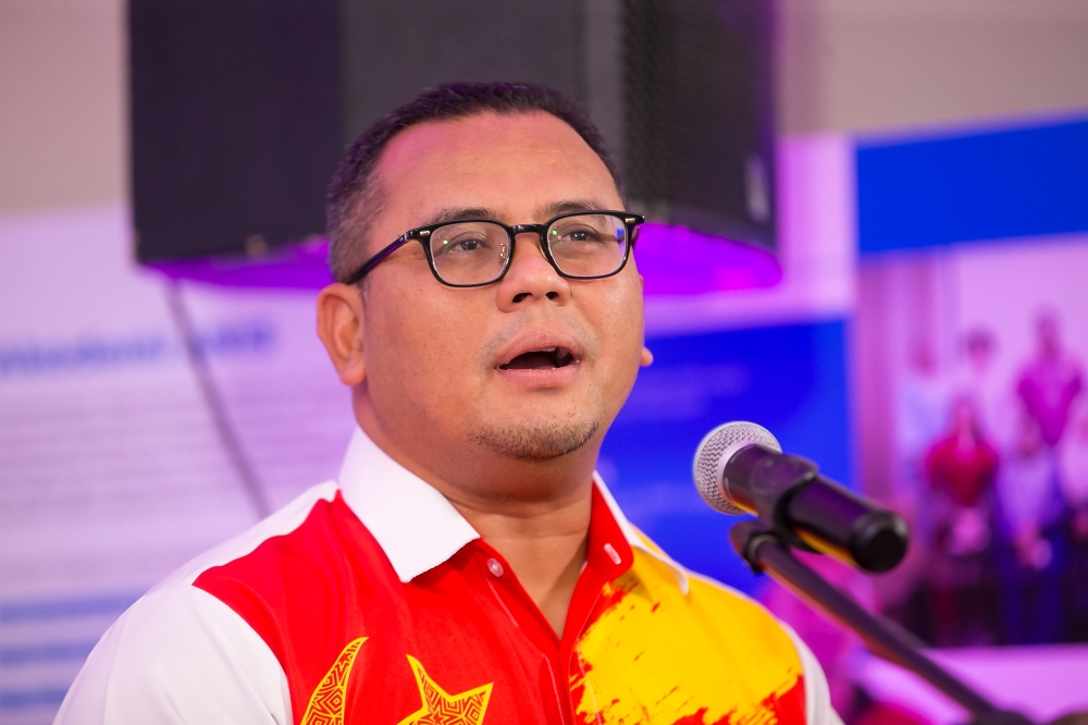 Selangor Menteri Besar Datuk Seri Amirudin Shari said a total of 6,000 prospective Haj pilgrims in the state will receive the benefit of RM500 per person, through the incentive. — Picture By Raymond Manuel