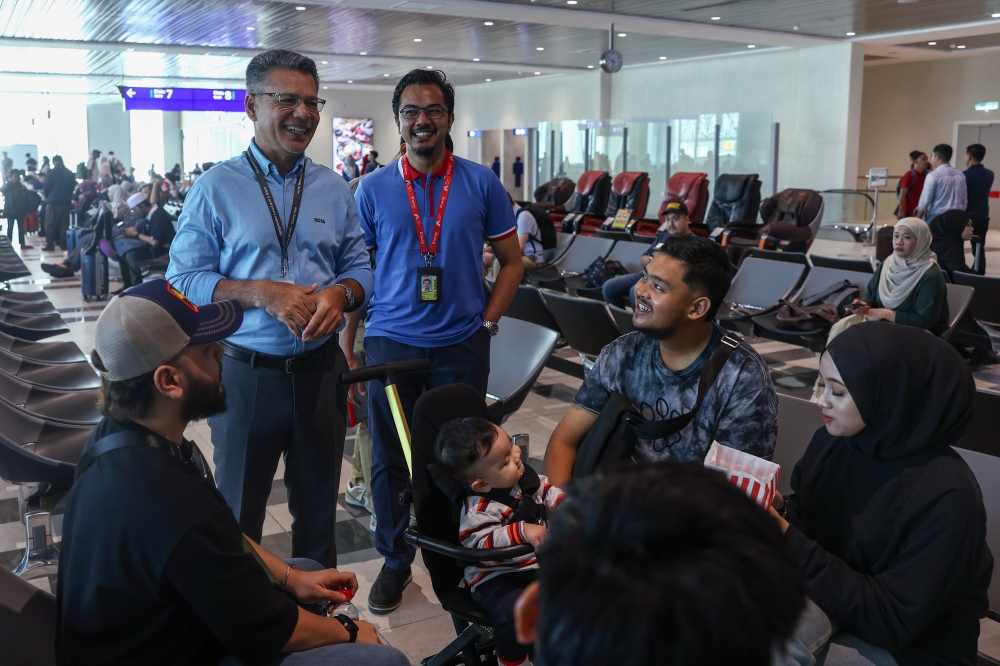 MAHB: New terminal at Sultan Ismail Petra Airport begins operations ...