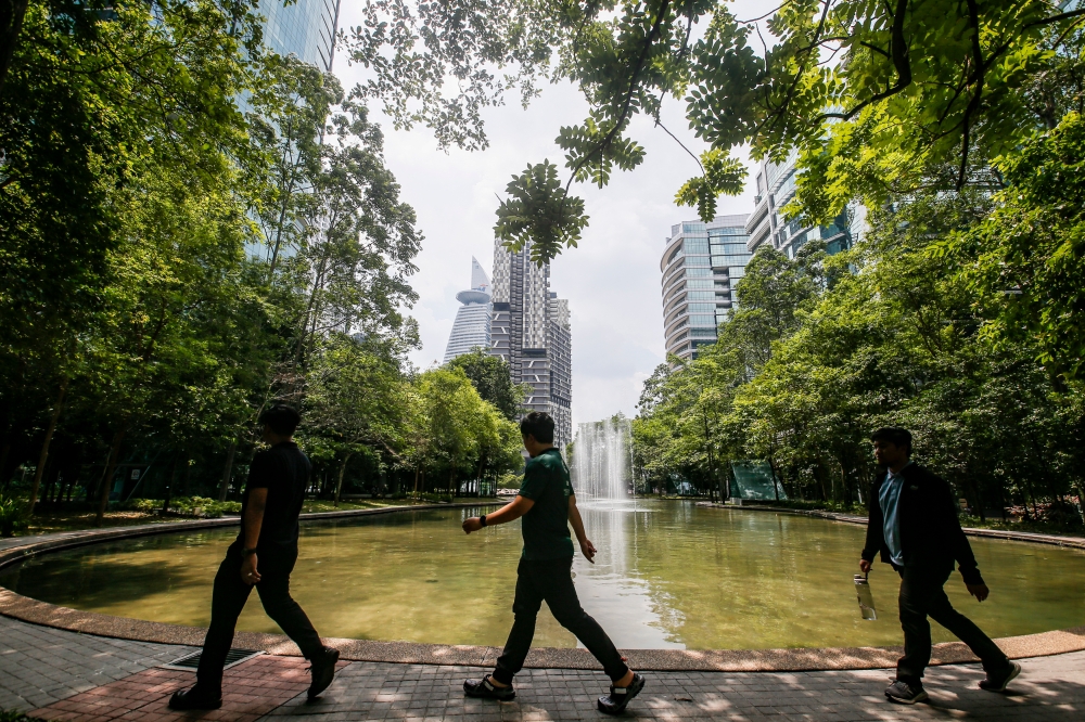 A general view of the Lake Gardens at Bangsar South in Kuala Lumpur, April 27, 2024. — Picture by Hari Anggara