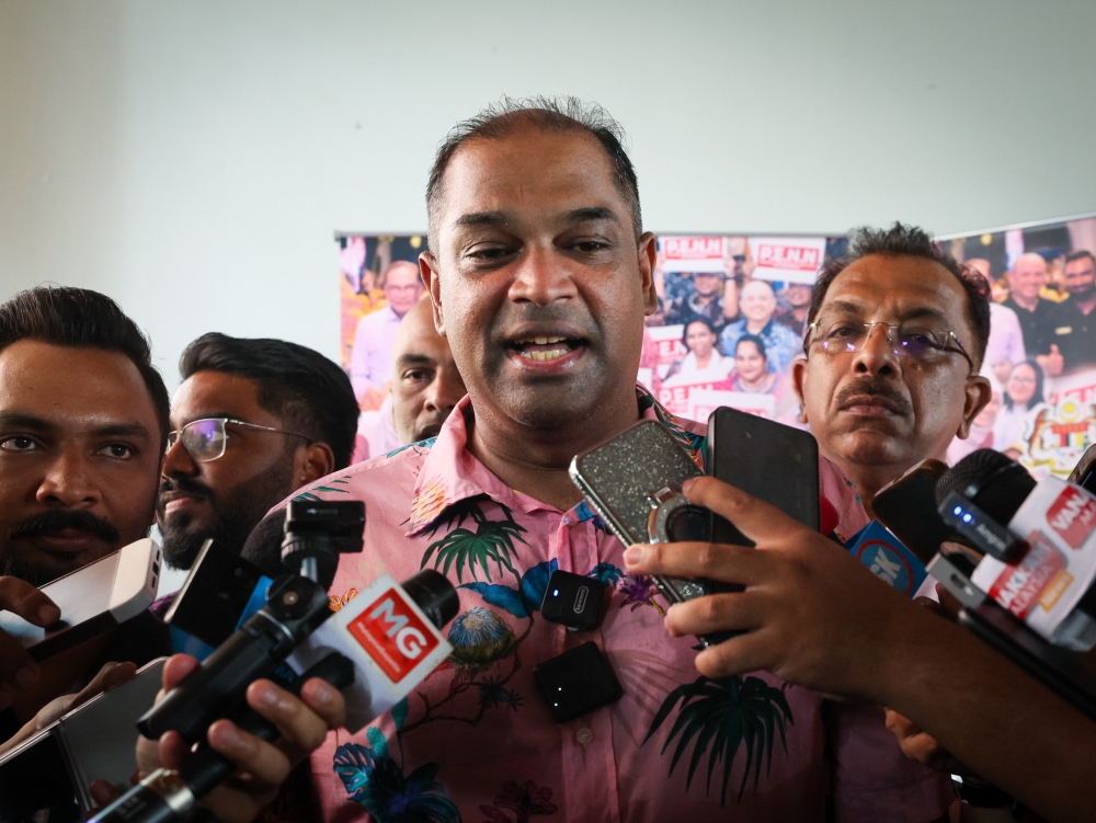 Entrepreneur Development and Cooperatives Deputy Minister Datuk R. Ramanan, also PKR deputy information chief 1, said the candidates should discuss solutions to the problem and hardship the KKB constituents face. — Bernama pic 