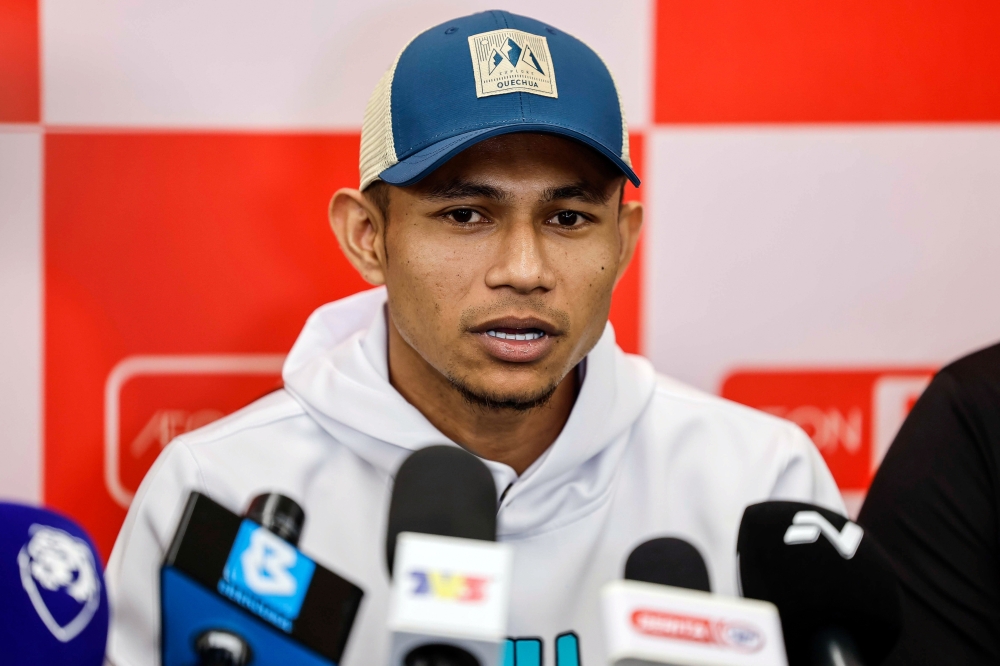 Selangor FC winger Faisal Halim suffered an acid attack that is believed to have occurred at a shopping mall in the Klang Valley today. — Bernama pic 