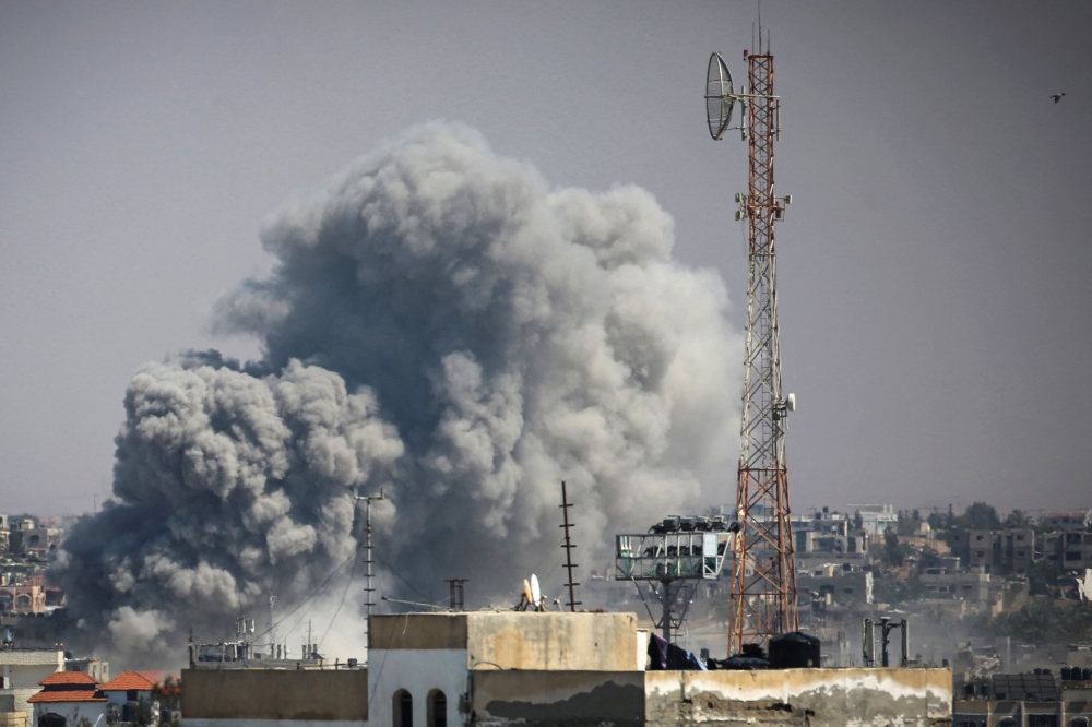 Israel strikes Rafah. — AFP pic