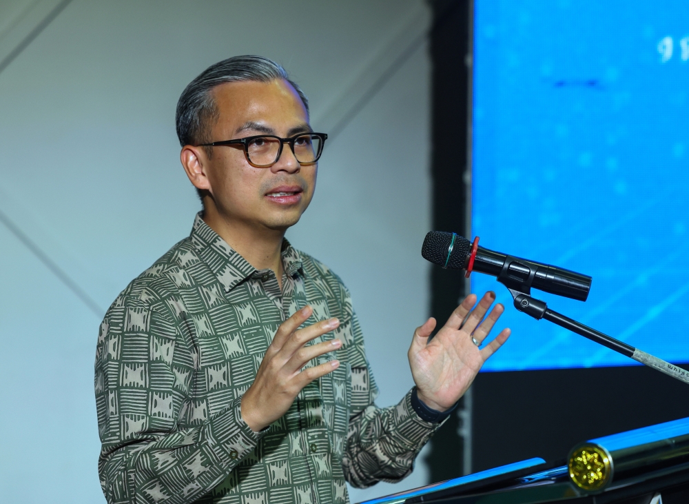 PKR Information Chief Fahmi Fadzil has refuted allegations that the party is not actively campaigning for the Pakatan Harapan candidate in the Kuala Kubu Baru state by-election. — Bernama pic