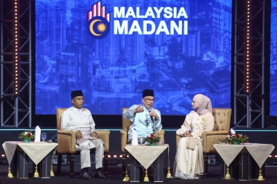 安瓦尔：马来西亚准备在即将上任的总理黄循财的领导下加强与新加坡的关系