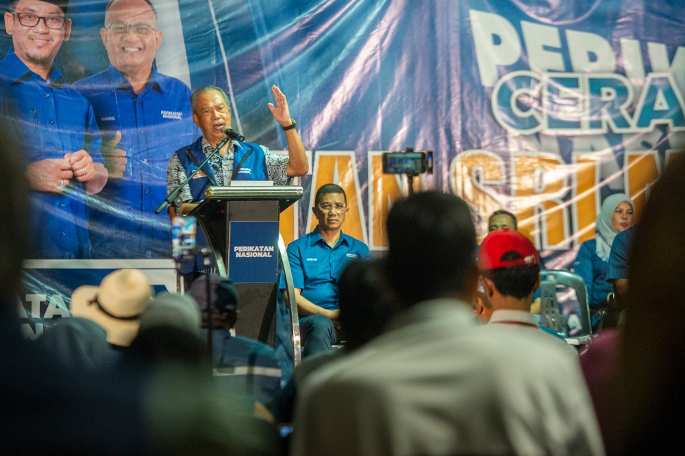 Bersatu president Tan Sri Muhyiddin Yassin delivers his speech during the Ceramah Perdana Perikatan Nasional at Ampang Pecah, Kuala Kubu Baru on 6 May 2024. Nusantara Academy for Strategic Research senior fellow Azmi Hassan said the support of Malays towards Perikatan National’s 'green wave' has hit a saturation point due to the coalition’s campaign strategy. — Picture by Shafwan Zaidon