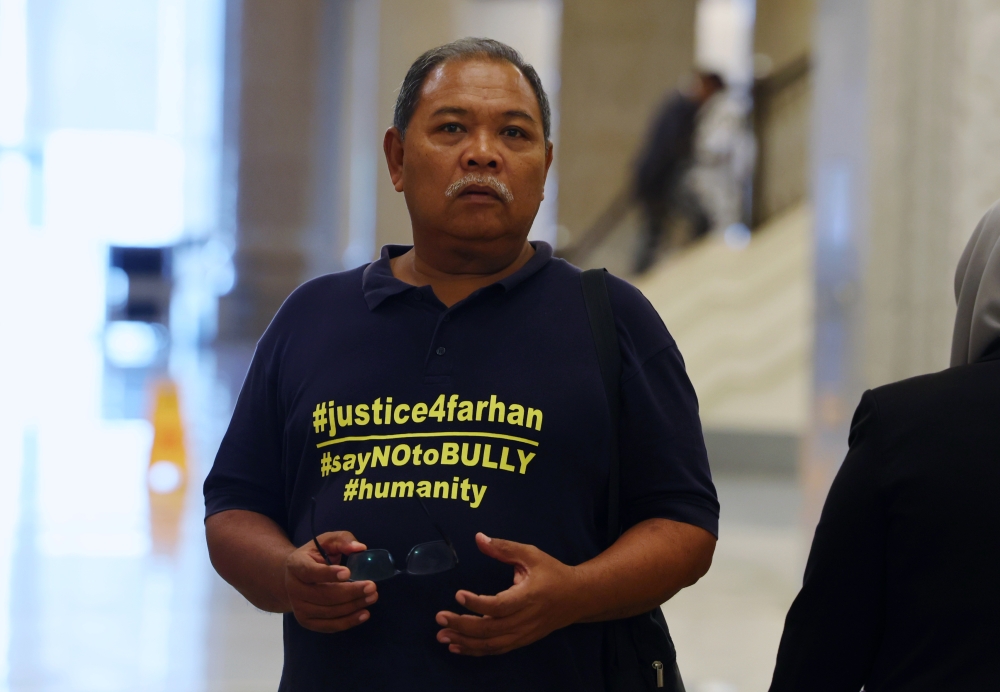 Zulkarnain Idros, father of late UPNM Naval Cadet Officer Zulfarhan Osman Zulkarnain at the Court of Appeal in Putrajaya, May 14, 2024. — Bernama pic 