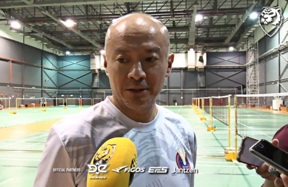 Datuk Tey Seu Bock has been with BAM since 2002, Hendrawan (pic) since 2009 and James Chua since 2022. — Picture from X/Harimau Malaya Official 