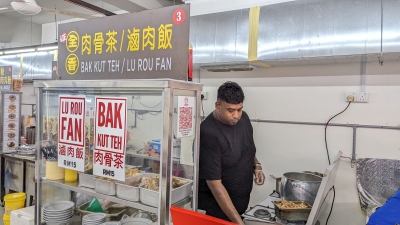 At the newest stall in Bangsar’s Kopitiam Chun Heong, ‘bak kut teh’ from a chef paying ‘homage to growing up in Klang’