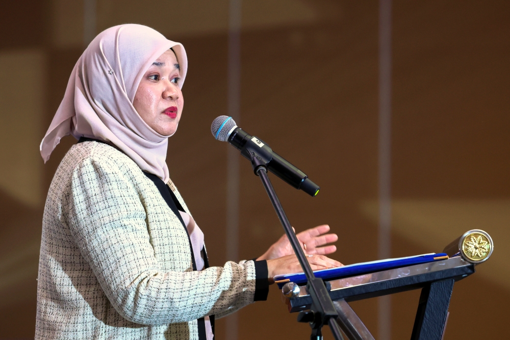 Education Minister Fadhlina Sidek said the state education departments and schools have been reminded to comply with the set guidelines, adding that the ministry will improve the guidelines from time to time, in cooperation with the Ministry of Health and other relevant ministries. — Bernama pic  