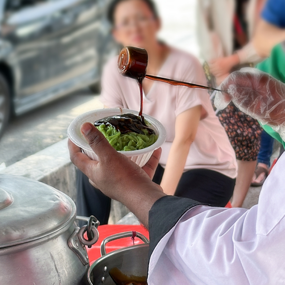 The highlight is that ultra thick gula Melaka syrup ladled onto every bowl of 'cendol' — Pictures by Lee Khang Yi 