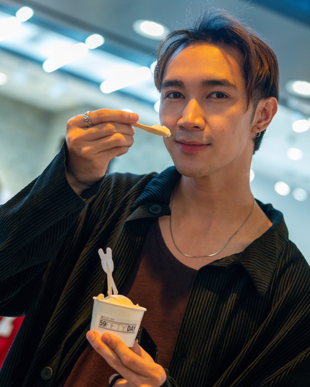 Singer Rizal Rasid likes the brand for its simple yet stylish designs. — Picture courtesy of New Era