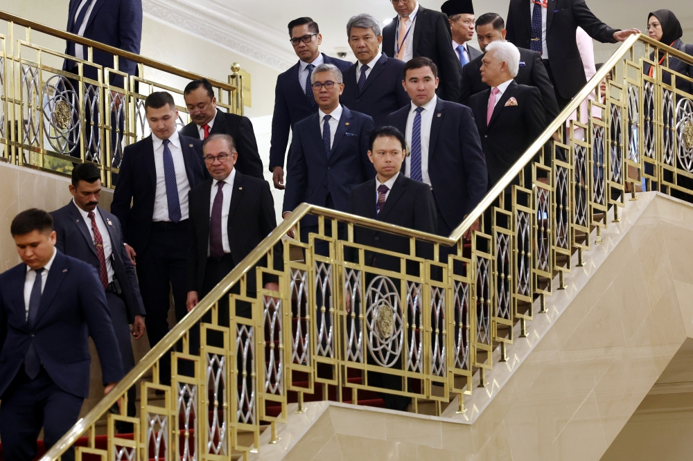 Prime Minister Datuk Seri Anwar Ibrahim arrives in Astana for the Kazakhstan-Malaysia Investment Rountable meeting, May 17, 2024. — Bernama pic 