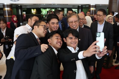 Sarawak civil servants’ salary review after Oct’s federal Budget 2025 announcement, says Premier