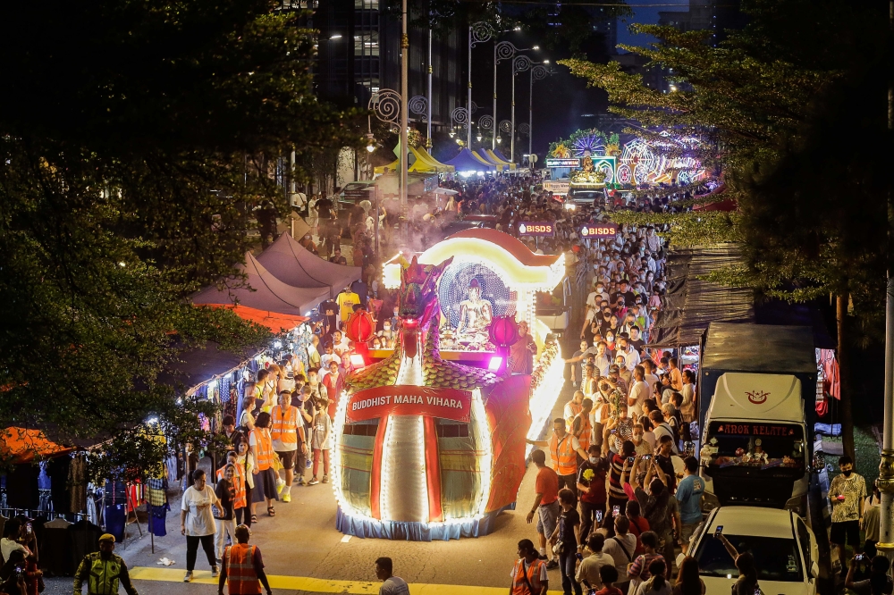 File picture of floats during a Wesak Day procession at the Maha Virana Buddhist Temple, Jalan Berhala in Kuala Lumpur May 4, 2023. — Picture by Sayuti Zainudin 
