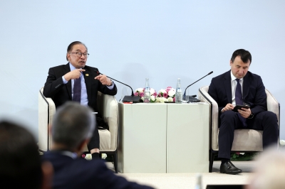 安瓦尔总理表示，马来西亚和乌兹别克斯坦可以在穆斯林感兴趣的领域建立战略伙伴关系
