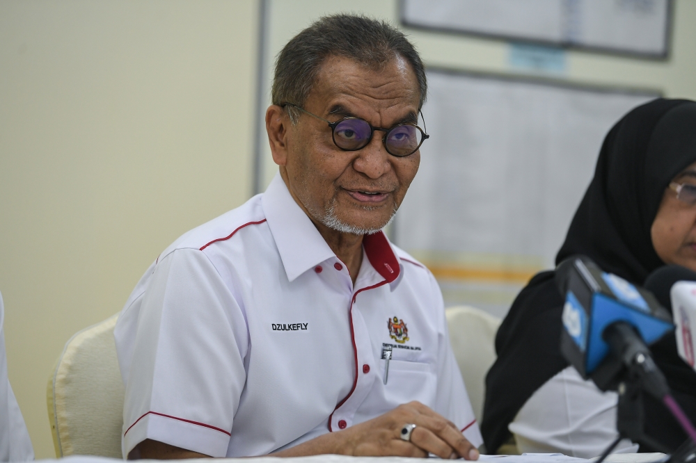 Health Minister Datuk Seri Dzulkefly Ahmad said the assurance was given by the project contractor after holding a meeting with the Selangor Health Department (JKN) and the Public Works Department (JKR) recently. — Bernama pic 