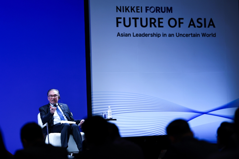 Prime Minister Datuk Seri Anwar Ibrahim said forums such as Asean were apt to address issues concerning the region. — Bernama pic 