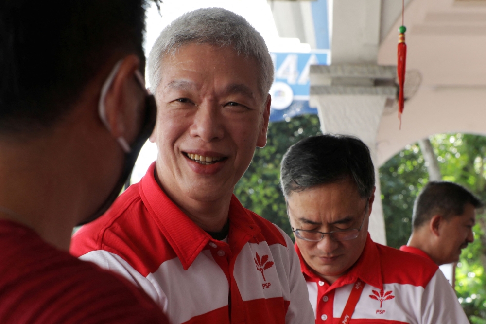 The brother of former Singapore Prime Minister Lee Hsien Loong, Lee Hsien Yang, has been ordered by a court to pay S$400,000 to two government ministers in a defamation suit. — Reuters pic