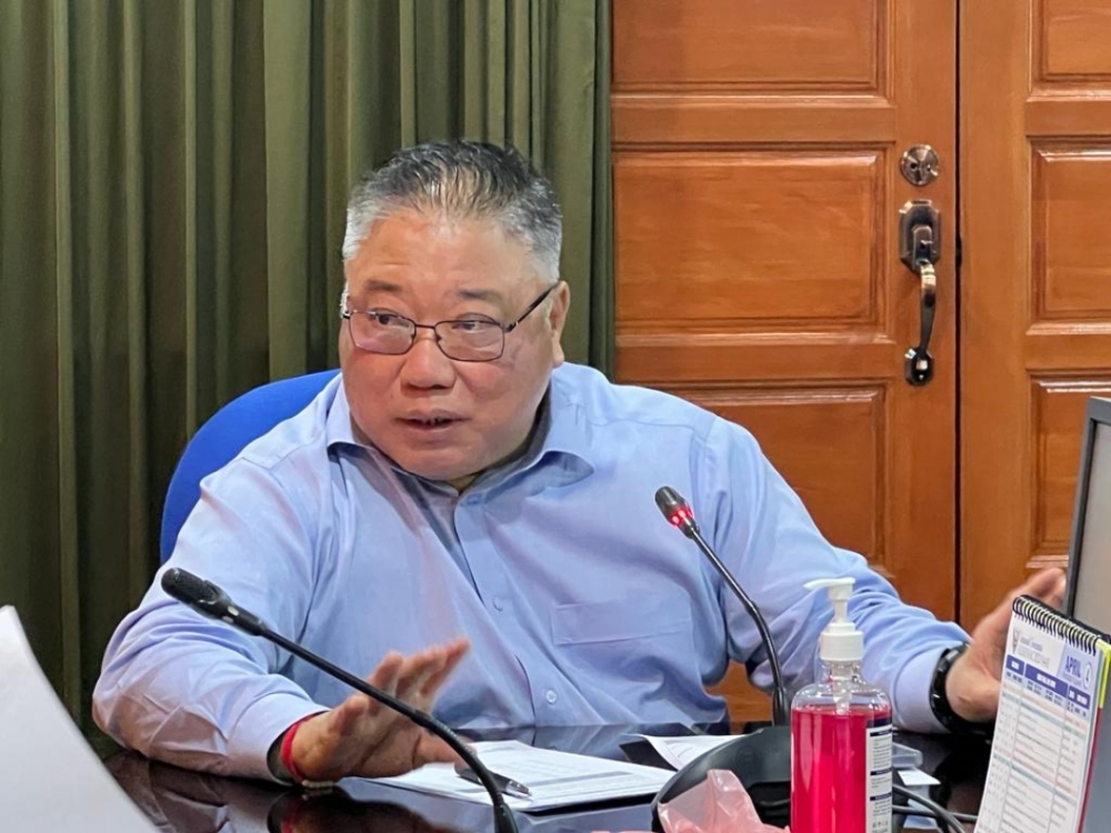 Datuk Tiong King Sing he said his remarks made at a recent Gawai gathering had been misinterpreted by the media and political leaders, resulting in unnecessary controversy. — The Borneo Post pic