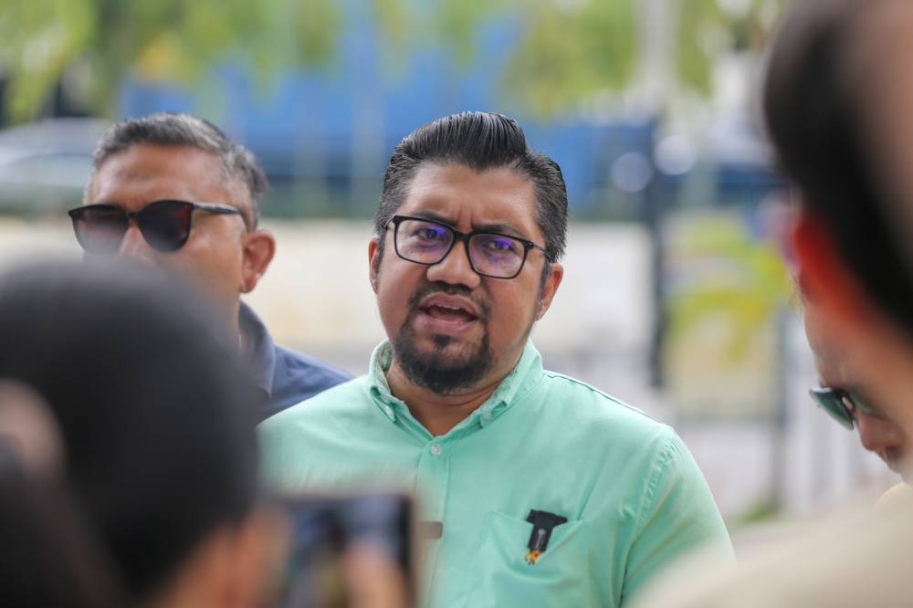 On April 29 this year, Badrul Hisham, 45, pleaded not guilty in the Sessions Court here to publishing a seditious publication on his Facebook page in Taman Bukit Cheras here, at 12.15 pm on April 6. — Picture by Raymond Manuel