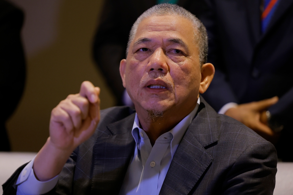 Deputy Prime Minister Datuk Seri Fadillah Yusof urged journalists to take responsibility for the news they share, rather than resorting to click-bait tactics. ― Bernama pic