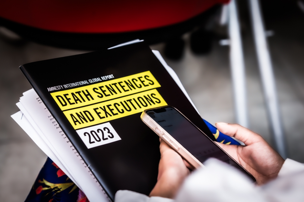 The report launched today recorded 1,078 death row prisoners in Malaysia, consisting of 975 male and 103 female prisoners. Among those, 641 of them were Malaysians and 437 were foreign nationals. — Picture by Raymond Manuel