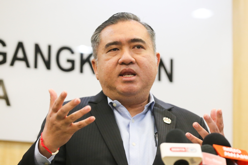 Acknowledging China’s advancements in AI, Malaysia’s Transport Minister Anthony Loke noted China’s strong emphasis on AI education, which greatly interests Malaysia. — Picture by Miera Zulyana