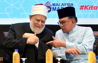 安瓦尔总理：马来西亚的发展必须以伊斯兰的力量、精神和精髓为中心