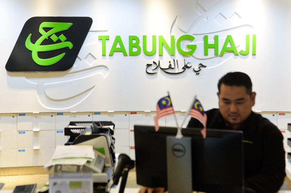 Lembaga Tabung Haji raised RM1 million in infaq (charitable spending) from haj pilgrims and TH account depositors for the ‘Santunan Kasih Baitullah’ programme between January and May this year. — Picture by Miera Zulyana