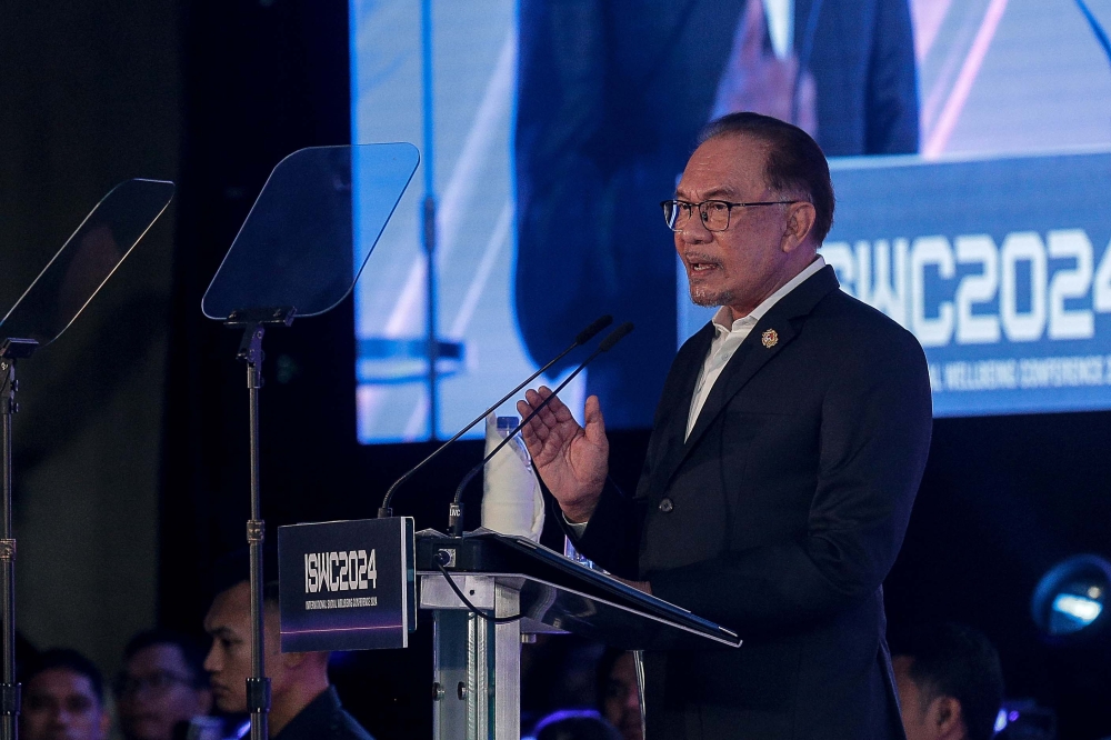 Prime Minister Datuk Seri Anwar Ibrahim said the importance of human rights is in line with what is advocated in the Malaysia Madani concept. — Picture by Sayuti Zainudin