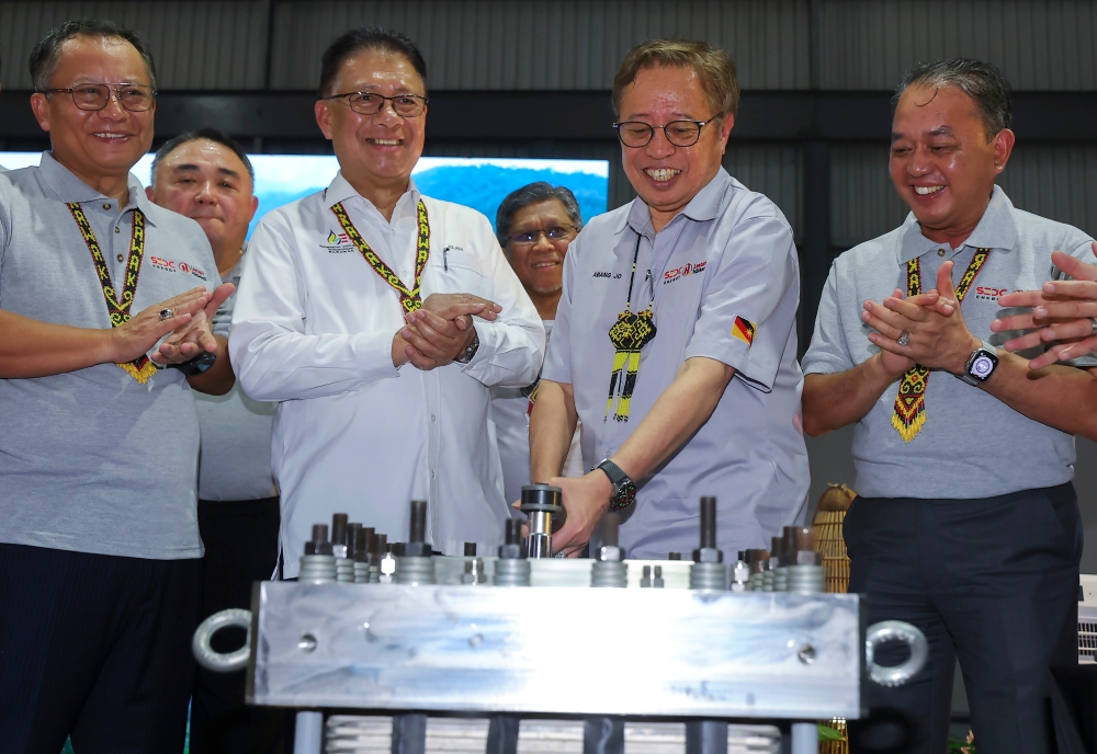 Sarawak Premier Tan Sri Abang Johari Openg at the launch of the country’s first electrolyser assembly facility in Kuching, June 6, 2024. — Bernama pic 
