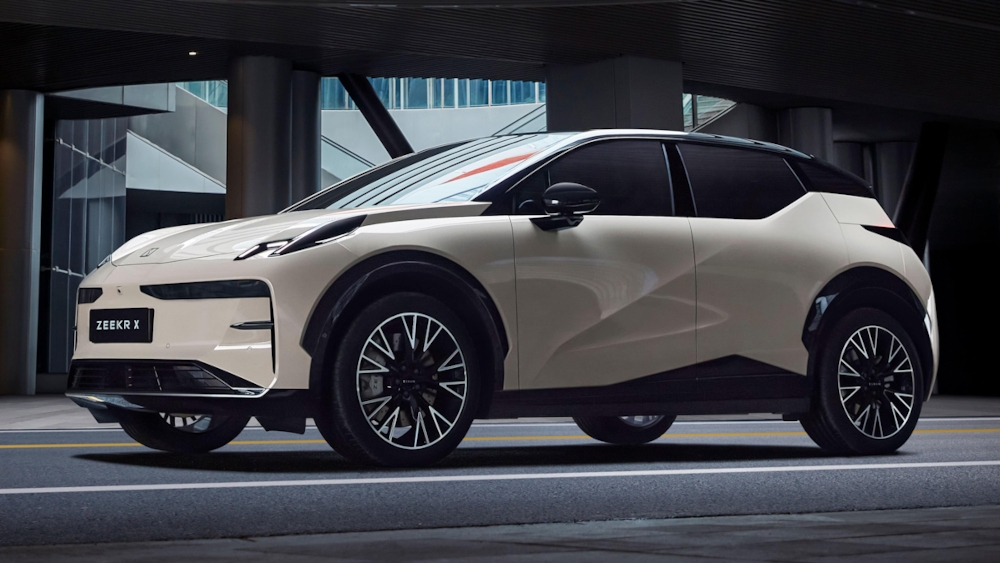 The report from China has also noted that one of the models that have been earmarked for release in Malaysia is the Zeekr X. This subcompact crossover SUV can be obtained with either a single or dual motor setup with an output of up to 315kW (422hp) for the dual motor variant. — Image source: Zeekr via SoyaCincau