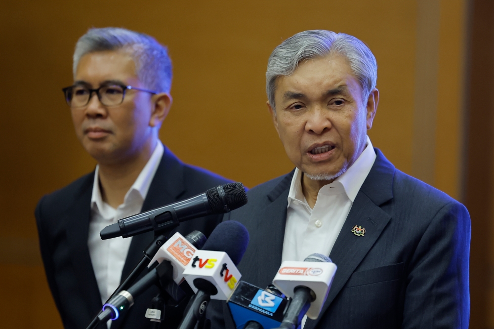 Deputy Prime Minister Datuk Seri Ahmad Zahid Hamidi said that only 11 per cent of the 5260.91 hectares of land allocated by state governments for halal industrial parks have been developed since 2009 until today. — Bernama pic  