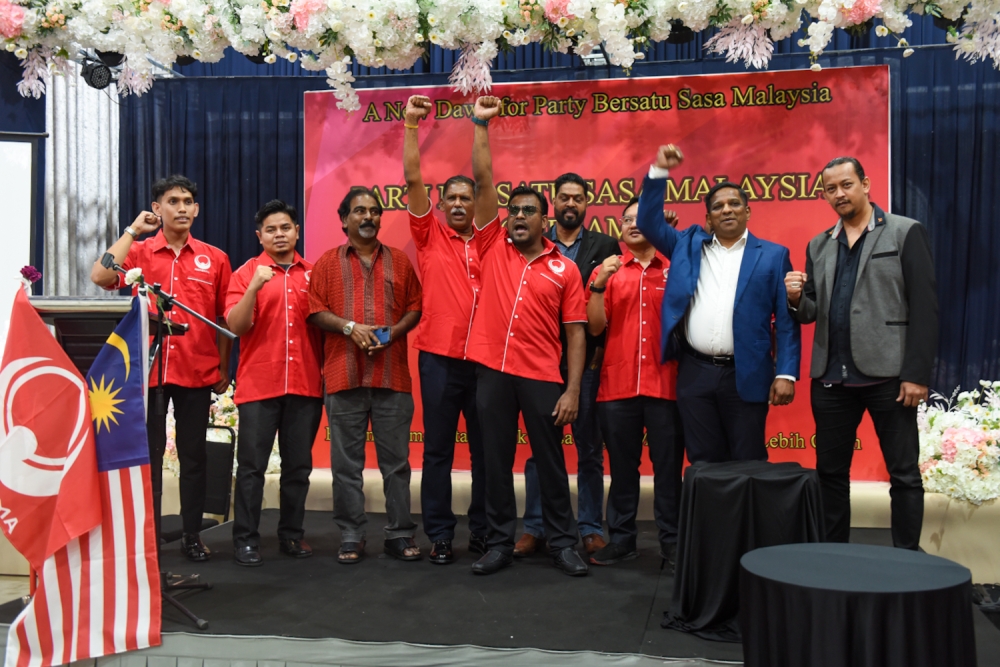 Danial Marnokaran Abdullah, president of Bersama, with party members officially launching the party in Shah Alam, June 10, 2024. — Picture by Raymond Manuel
