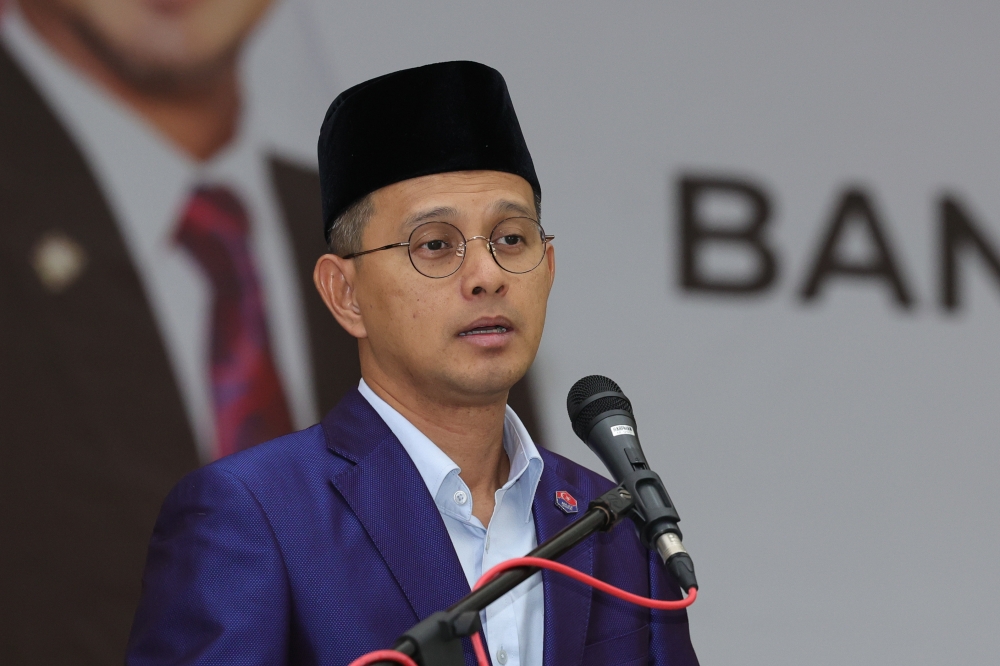 Johor Islamic Religious Affairs Committee chairman Mohd Fared Mohd Khalid said JAINJ have not detected any new deviant Islamic activities following the deadly attack on the Ulu Tiram police station last month. — Bernama pic