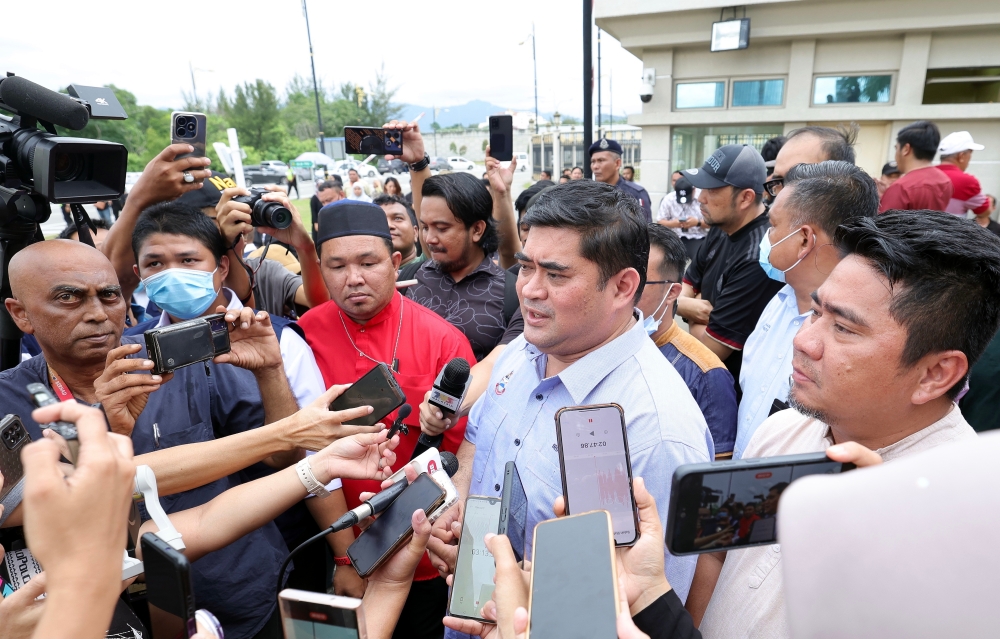Deputy Chief Minister III Datuk Shahelmey Yahya said the Sabah Public Works Ministry is currently in the process of stabilising water pressure to ensure stable water supply in all areas of the state. — Bernama pic