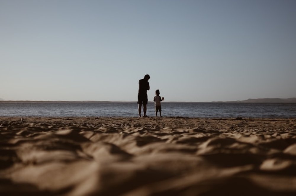 Like many other fathers, I learned to go through this journey not using any manual or guidebook, but through living it, day by day. One soiled diaper at a time, as they say. — Picture via Unsplash.com/Bambi Corro