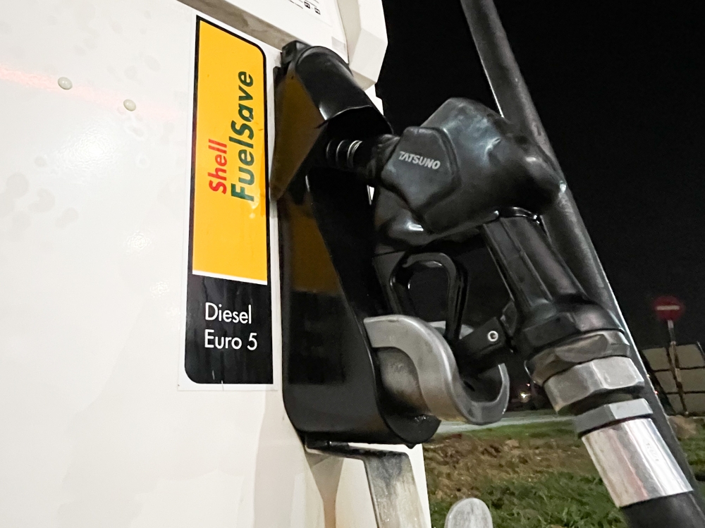 The Domestic Trade and Cost of Living Ministry will work with the authorities, including the Road Transport Department and the Royal Malaysian Customs Department and the police to stamp out diesel smuggling activities at the country’s borders. — Picture by Miera Zulyana