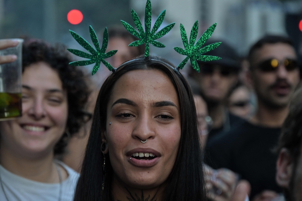 Maryland’s governor will issue a mass pardon of drug offenses, in a far-reaching move forgiving 175,000 low-level marijuana convictions across multiple decades. — AFP pic