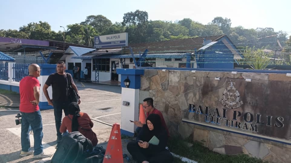 According to a report, five family members of the man who allegedly attacked the Ulu Tiram police station in Johor on May 17 have been charged separately in the Sessions Court. — Picture by Ben Tan