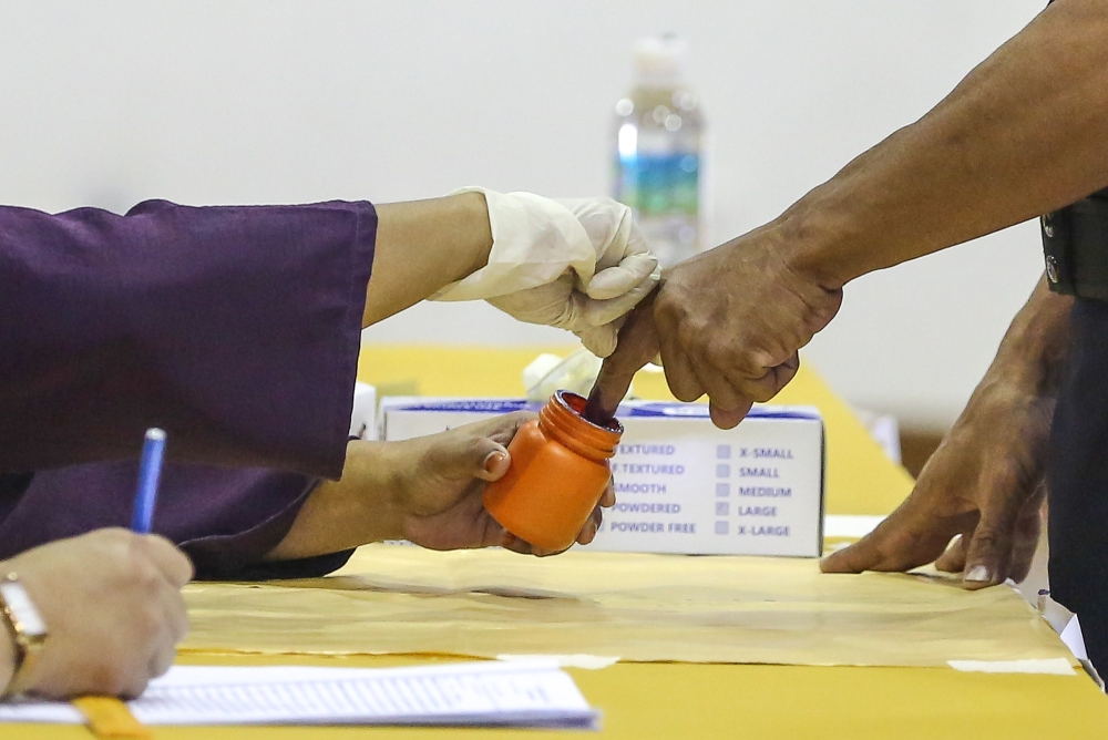 The Election Commission has set July 6 as the polling day for the Sungai Bakap state by-election, June 22 as the nomination day and July 2 for early voting. — Picture by Yusof Mat Isa