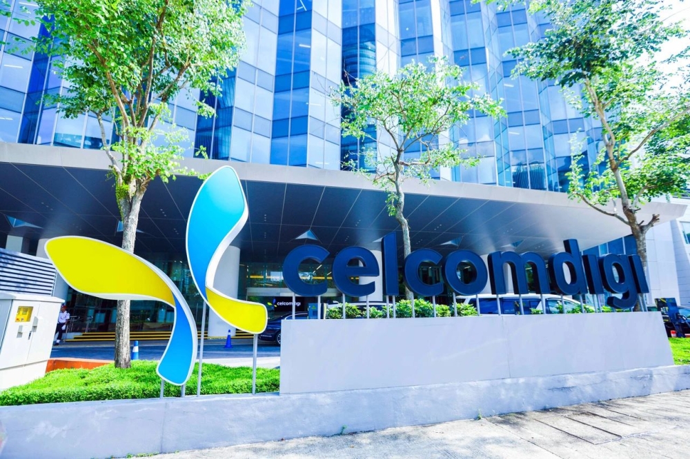 CelcomDigi Bhd said it is ready to complete the conditional share subscription agreement (SSA) to build Malaysia’s second 5G network. — Soyacincau pic