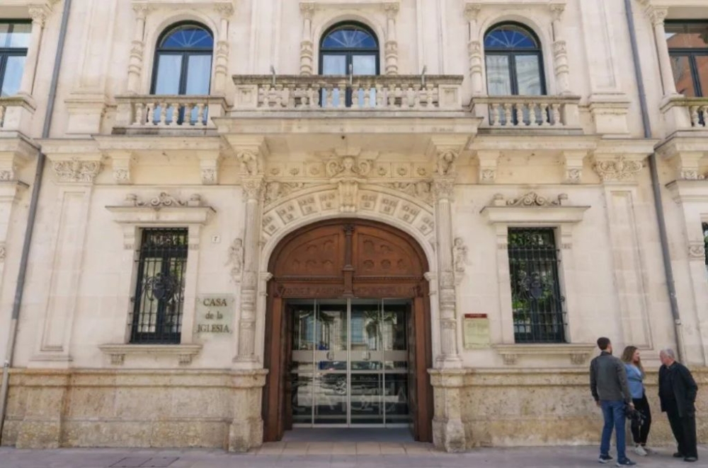 The nuns failed to attend an hearing at the Archbishopric of Burgos. — AFP pic