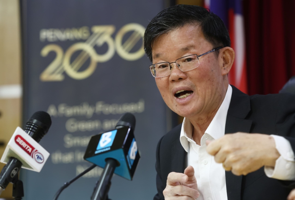 Chow said he hopes the federal government will look into providing matching grants to support the establishment of an integrated circuit (IC) design park and a chip design academy in Penang. — Picture by Opalyn Mok