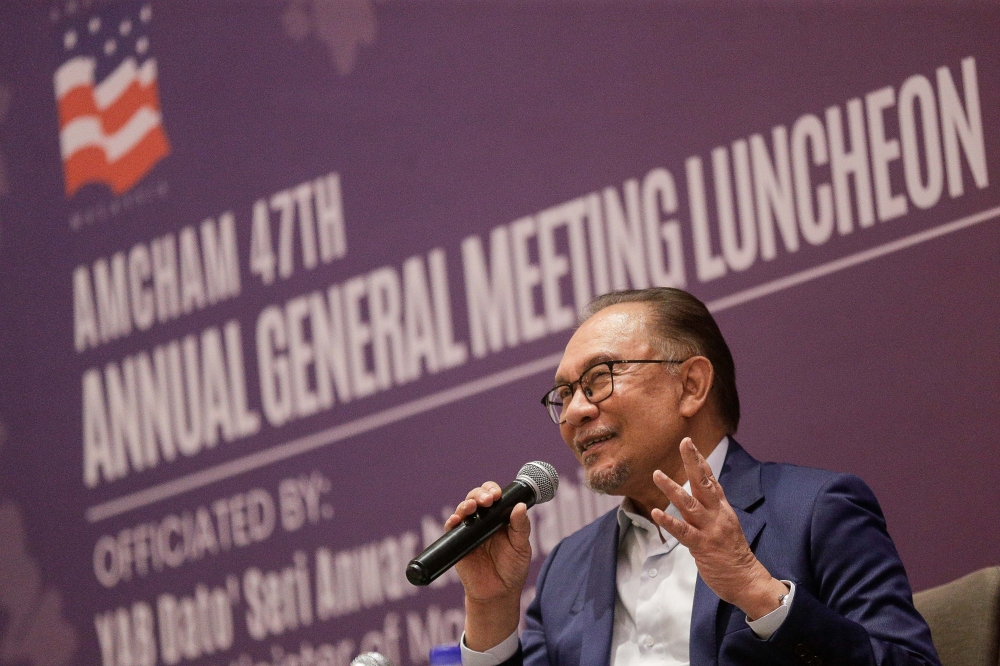 Speaking during the luncheon of the 47th annual general meeting of the American Malaysian Chamber of Commerce (Amcham), Anwar stressed that Malaysia must remain a trading nation and be open to investments. — Picture by Sayuti Zainudin 