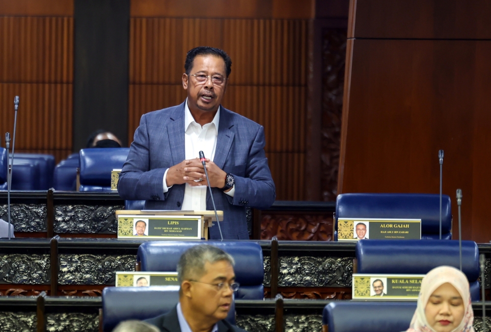 Deputy Human Resources Minister Datuk Seri Abdul Rahman Mohamad said the implementation will follow the impact assessment of the PWP pioneer project carried out in September. — Bernama pic 