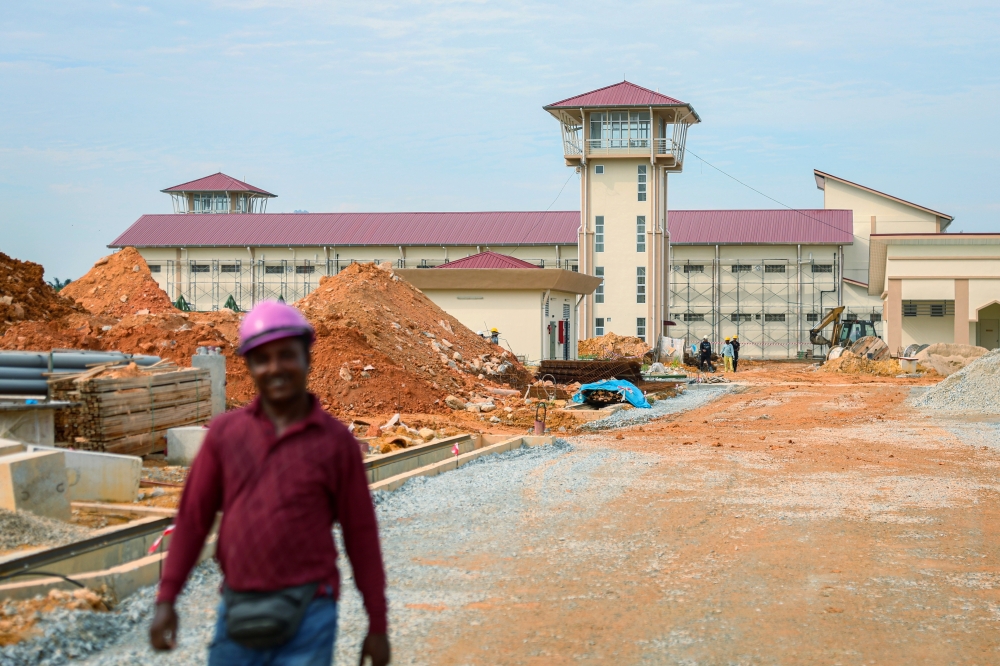 The Jawi Immigration Detention Depot and Quarters in Penang, June 25, 2024. Deputy Works Minister Datuk Seri Ahmad Maslan said the construction of the RM77.5 million project on a six-hectare plot began on May 27, 2019 and was supposed to be completed on May 8, 2022, but was given three delays following the Movement Control Order when the Covid-19 pandemic hit. — Bernama pic 